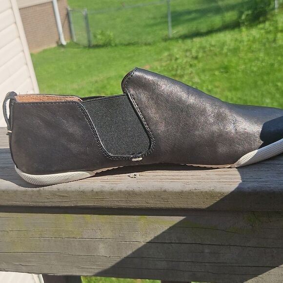 Frye Melanie Black Leather Slip-On Sneakers Size 9 - Picture 4 of 7